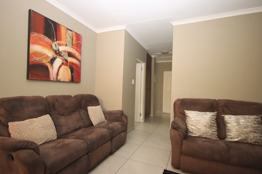 To Let  Bedroom Property for Rent in Kidds Beach Eastern Cape